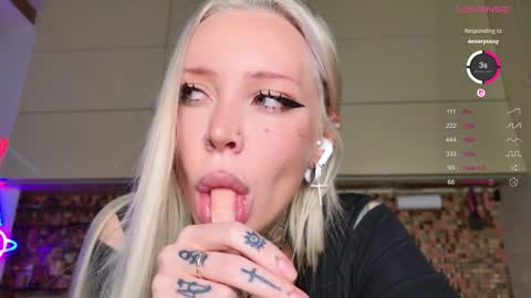     30 NOV  online show from 11.27.25