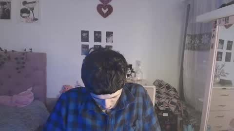 Snapshot of 2cb0y chatting on 09.20.25 BAD online show from 09.20.25