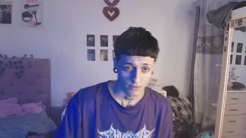 Snapshot of 2cb0y chatting on 09.22.25 BAD online show from 09.22.25