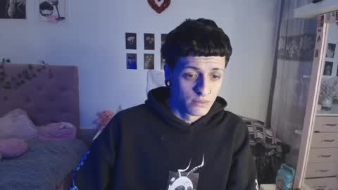 Snapshot of 2cb0y chatting on 10.02.25 BAD online show from 10.02.25