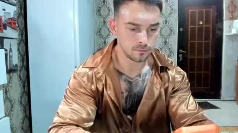 2sexymuscles online show from 06.21.26