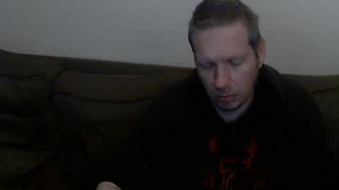 Snapshot of 2small4you83 chatting on 06.12.26 2small4you83 online show from 06.12.26
