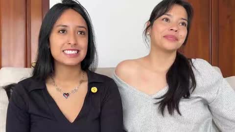 Snapshot of 2summerlove2 chatting on 10.25.25 Dalilah and Tarah online show from 10.25.25