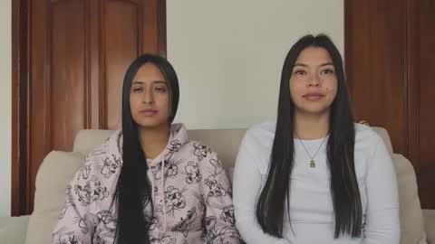 Snapshot of 2summerlove2 chatting on 10.30.25 Dalilah and Tarah online show from 10.30.25