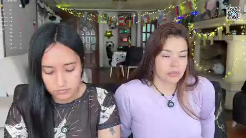 Snapshot of 2summerlove2 chatting on 06.30.26 Dalilah and Tarah online show from 06.30.26