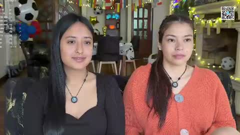 Snapshot of 2summerlove2 chatting on 07.04.26 Dalilah and Tarah online show from 07.04.26