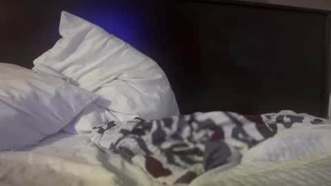 Snapshot of 304divinekarma chatting on 12.01.25 GamerBaddieLux online show from 12.01.25