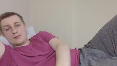 Snapshot of 3andy3 chatting on 11.21.25 Andy online show from 11.21.25