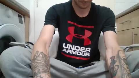 420feetloverr420 online show from 09.17.25