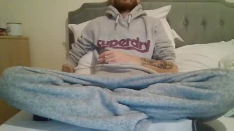 420feetloverr420 online show from 11.30.25