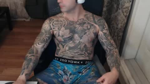 Snapshot of 420randomguy chatting on 11.17.25 Anomander Rake online show from 11.17.25