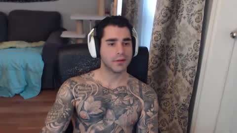 Snapshot of 420randomguy chatting on 01.06.26 Anomander Rake online show from 01.06.26