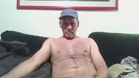 Snapshot of 4nuf chatting on 02.05.25 4nuf online show from 02.05.25