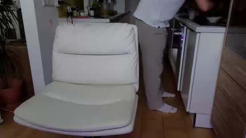 4rjun4 online show from 10.18.25