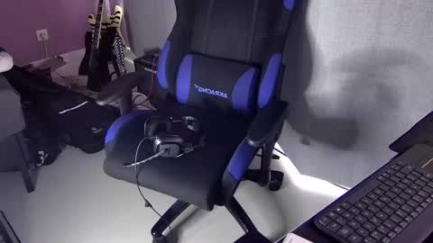 Larese Carlo online show from 02.03.25