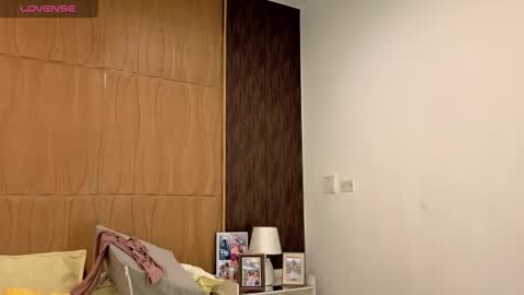 Snapshot of 666sweetandspicy chatting on 10.28.25 Lilith Sofi online show from 10.28.25