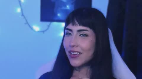  luarii   online show from 11.12.25