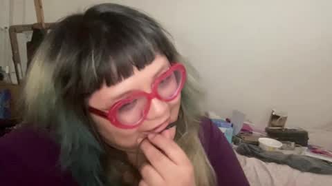 Snapshot of 69candyflowers chatting on 01.10.25 69candyflowers online show from 01.10.25