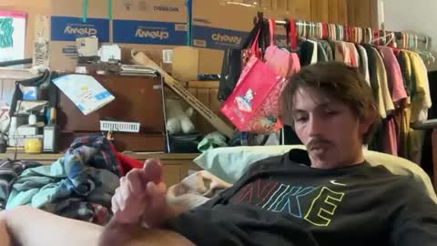 Snapshot of 69j0hndo chatting on 09.17.25 FUCKR online show from 09.17.25