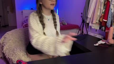    online show from 12.05.24