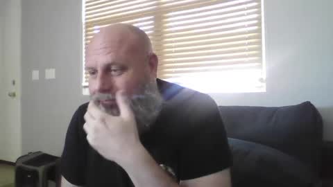 Snapshot of 69singledad79 chatting on 12.09.24 69singledad79 online show from 12.09.24