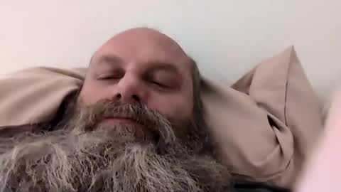 Snapshot of 69singledad79 chatting on 02.04.25 69singledad79 online show from 02.04.25