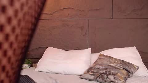 B R I E L A  online show from 10.30.25