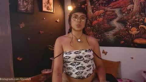 B R I E L A  online show from 02.12.26