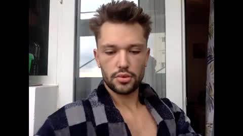 Snapshot of 777kriss chatting on 09.29.25 Kriss online show from 09.29.25