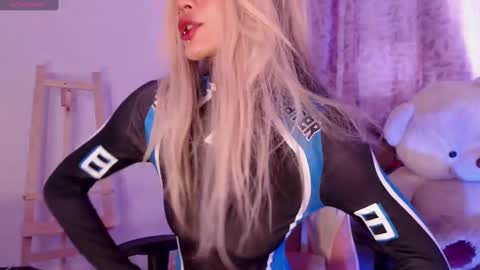 Snapshot of 7_afiro chatting on 09.13.25  -   online show from 09.13.25