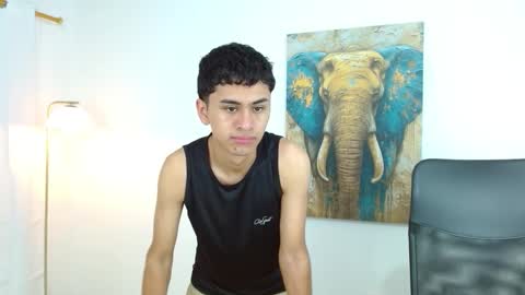 Snapshot of 7alan chatting on 10.15.25 Alan online show from 10.15.25