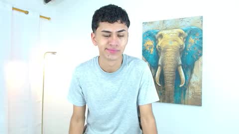 Snapshot of 7alan chatting on 10.20.25 Alan online show from 10.20.25