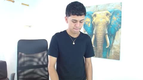 Snapshot of 7alan chatting on 11.03.25 Alan online show from 11.03.25