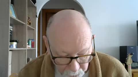 Snapshot of 7thsojourn chatting on 12.08.24  Papi  online show from 12.08.24