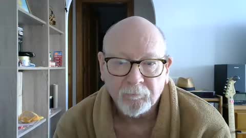 Snapshot of 7thsojourn chatting on 12.15.24  Papi  online show from 12.15.24