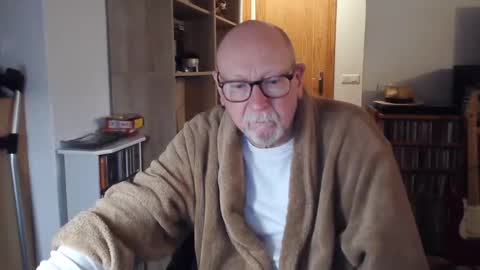 Snapshot of 7thsojourn chatting on 02.05.25  Papi  online show from 02.05.25