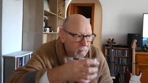 Snapshot of 7thsojourn chatting on 02.14.25  Papi  online show from 02.14.25