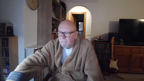 Snapshot of 7thsojourn chatting on 02.19.25  Papi  online show from 02.19.25