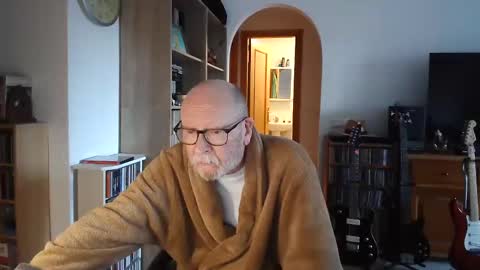 Snapshot of 7thsojourn chatting on 03.09.25  Papi  online show from 03.09.25