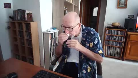  Papi  online show from 05.17.26