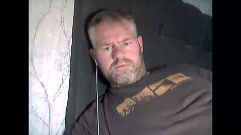 Snapshot of 81jonnyx chatting on 10.13.25 81jonnyx online show from 10.13.25