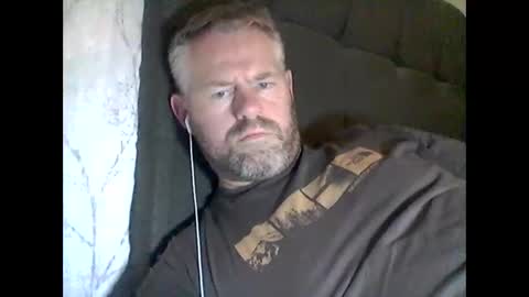 Snapshot of 81jonnyx chatting on 10.24.25 81jonnyx online show from 10.24.25