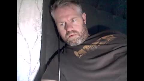 Snapshot of 81jonnyx chatting on 10.27.25 81jonnyx online show from 10.27.25