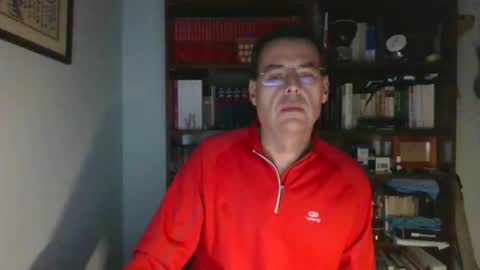 8age online show from 12.04.25