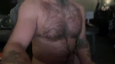 Snapshot of 8curveforyou chatting on 10.15.25 8curveforyou online show from 10.15.25