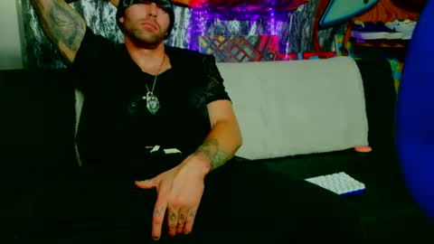 EvelDicknievel1 online show from 11.10.25