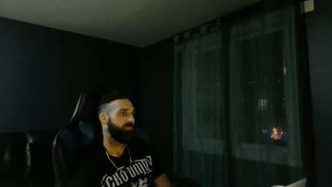 Snapshot of 8james5 chatting on 12.05.24 8james5 online show from 12.05.24