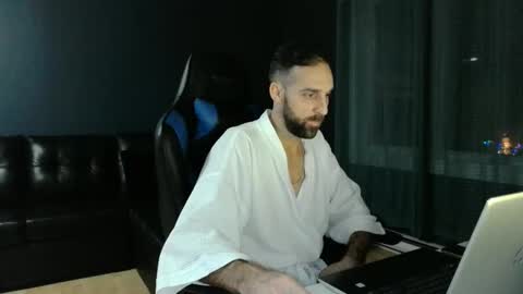 Snapshot of 8james5 chatting on 12.18.24 8james5 online show from 12.18.24