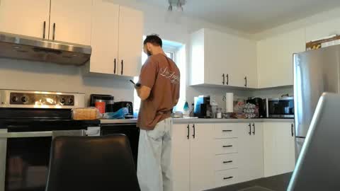 Snapshot of 8james5 chatting on 10.02.25 8james5 online show from 10.02.25