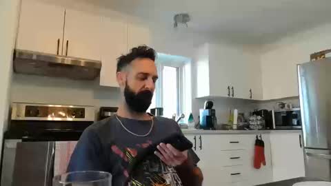 Snapshot of 8james5 chatting on 10.10.25 8james5 online show from 10.10.25